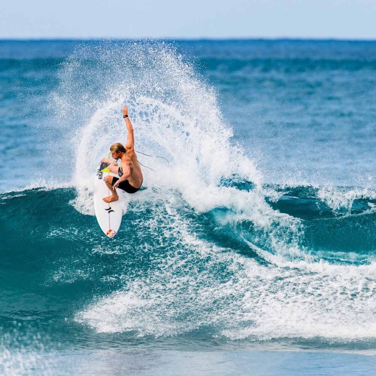 Surfer sur la côte atlantique : où trouver les meilleures vagues ? - HawaiiSurf