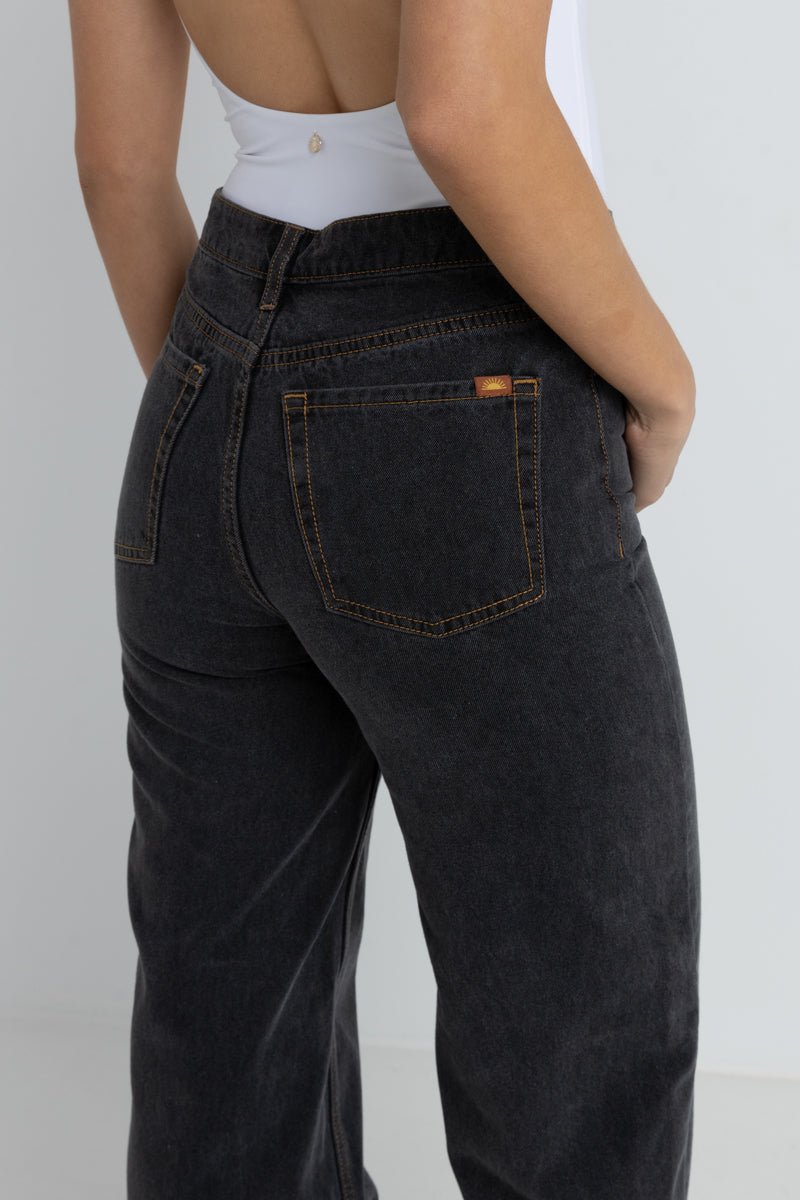 Beyond Relaxed Leg Jean - Pantalon FemmePantalonsRhythm