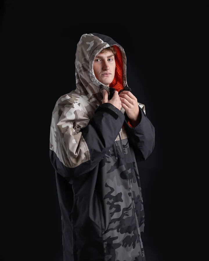 Nexus - Poncho Impermeable Zippé Adulte Manches Longues Noir CamoPonchosDryrobe